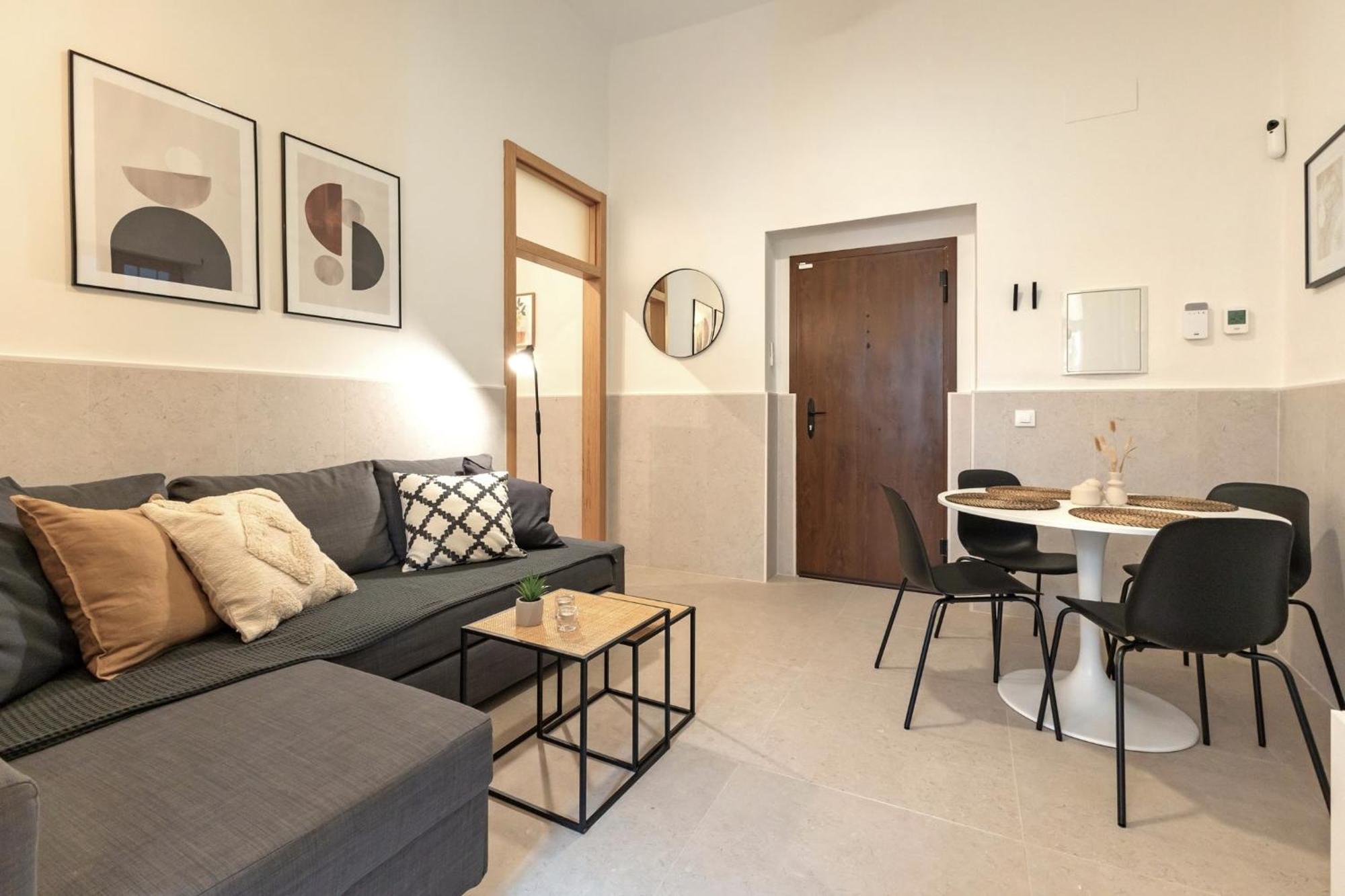 Modern Spacious Apartment Central Of Севилья Экстерьер фото